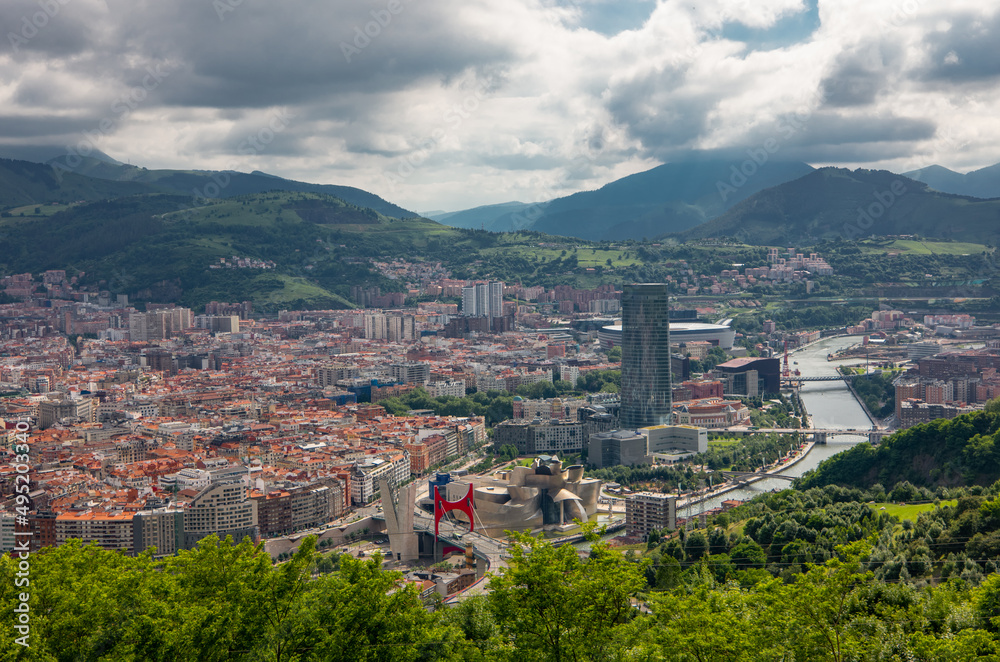 Bilbao, modern and classic architectures