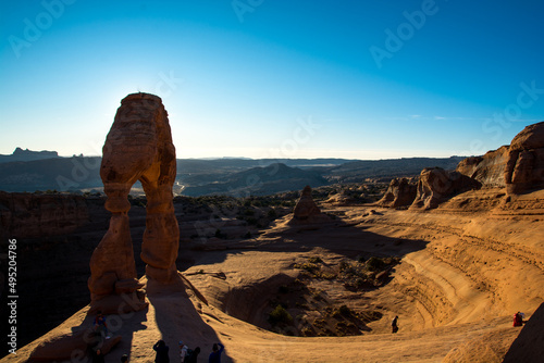 View to the Delicate Arch and valley behind it.
