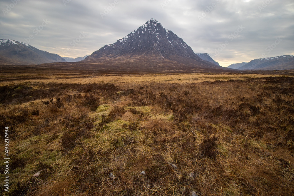 Looking up to The Buachaille