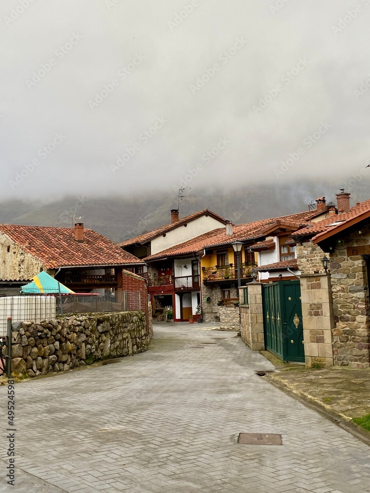 houses in the mountains