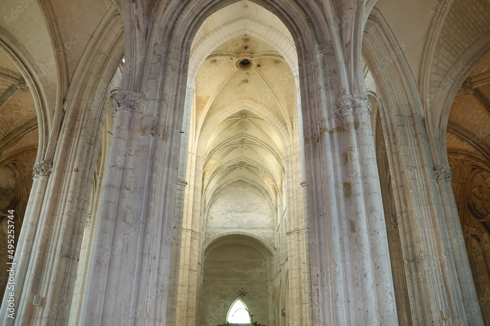 L'abbaye Saint Germain, intérieur de l'abbaye, ville de Auxerre, département de l'Yonne, France