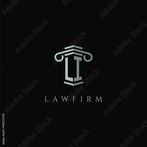 LI initial monogram logo lawfirm with pillar design