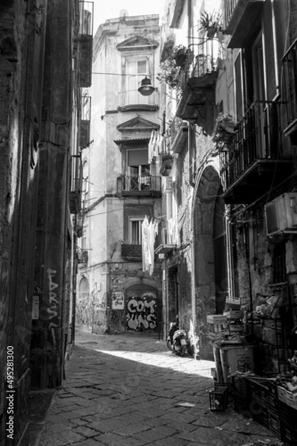rues de la vieille ville de Naples en italie