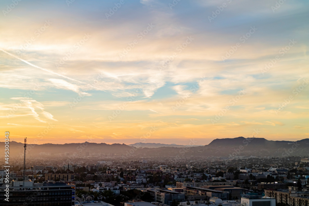Fototapeta premium Sunset afterglow over Los Angeles city
