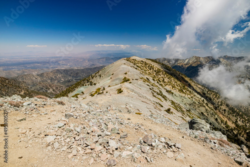 Sunny view of the landscape around Mt. Baldy Trail