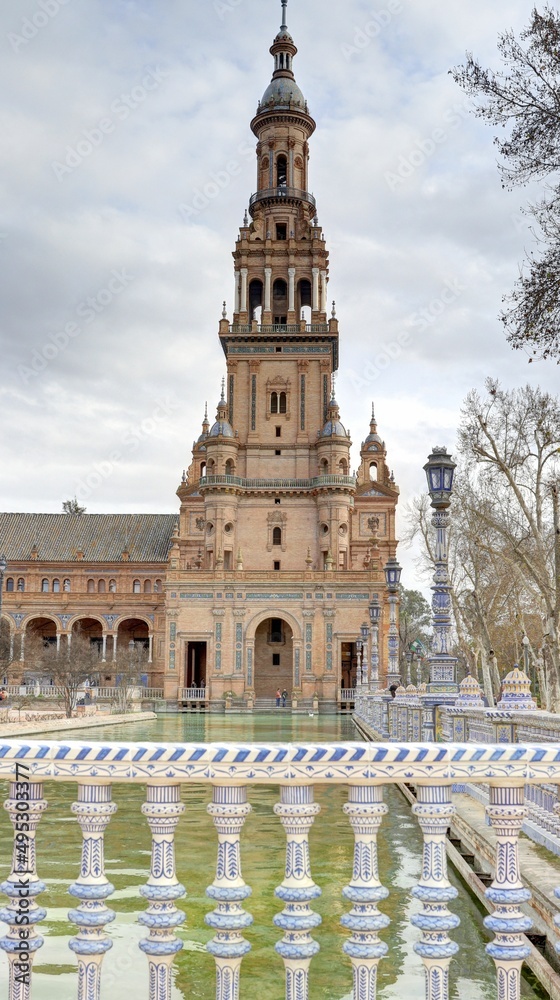 Parc de María Luisa et place d'Espagne à Séville en Andalousie, Espagne Parc de María Luisa et place d'Espagne à Séville en Andalousie, Espagne