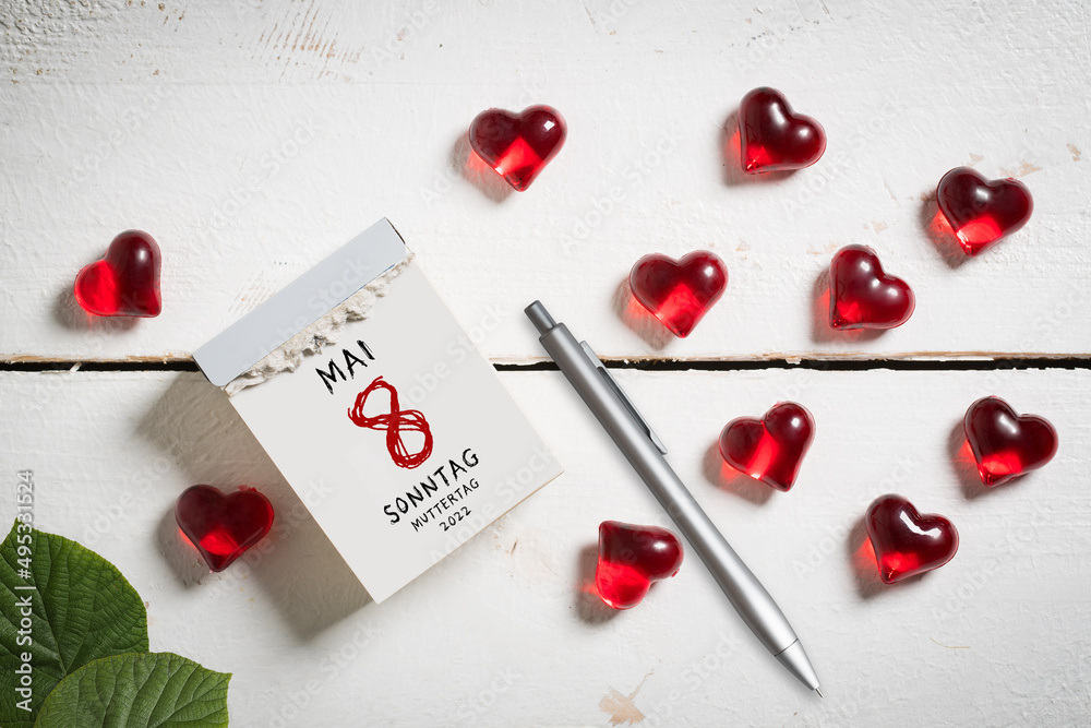 tear-off calendar with the date of mother's day 2022 in German on wooden background tear-off calendar with the date of mother's day 2022 in German on wooden background