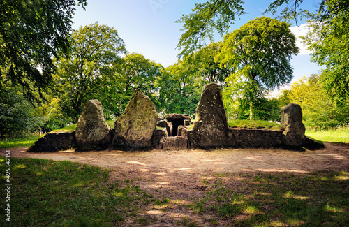 Billede på lærred Waylands Smithy ancient Neolithic long barrow chamber tomb prehistoric burial site