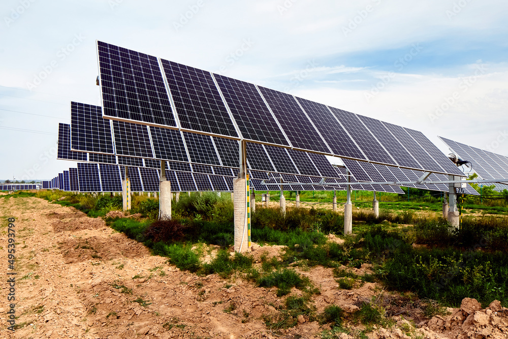 Solar photovoltaic cell base built outdoors Solar photovoltaic cell base built outdoors