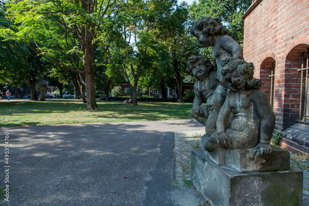 Statue of children