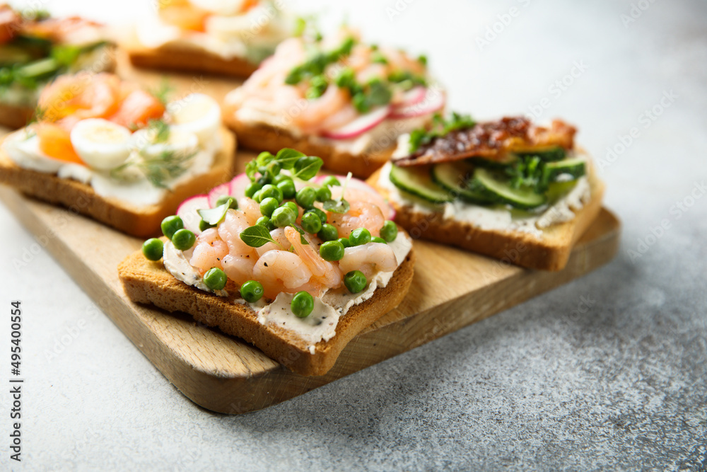 Shrimp toast with cream cheese, radish and green pea