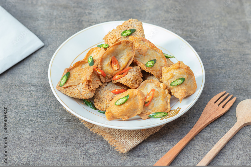 Tahu Walik, Inside Out Crispy Tofu Stuffed with Meatball. Also Known as Bakso Tahu, Popular Street Food from Central Java Tahu Walik, Inside Out Crispy Tofu Stuffed with Meatball. Also Known as Bakso Tahu, Popular Street Food from Central Java