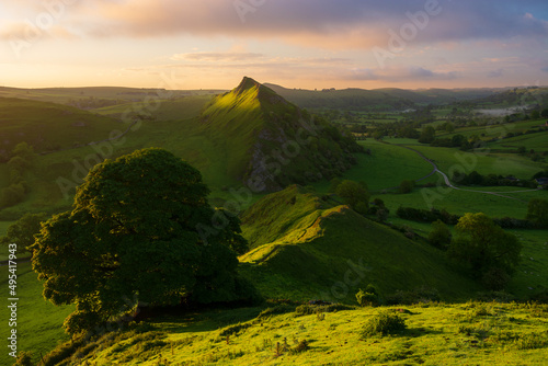 Canvas Print Glorious sunrise with golden light at Chrome Hill in The Peak District, UK