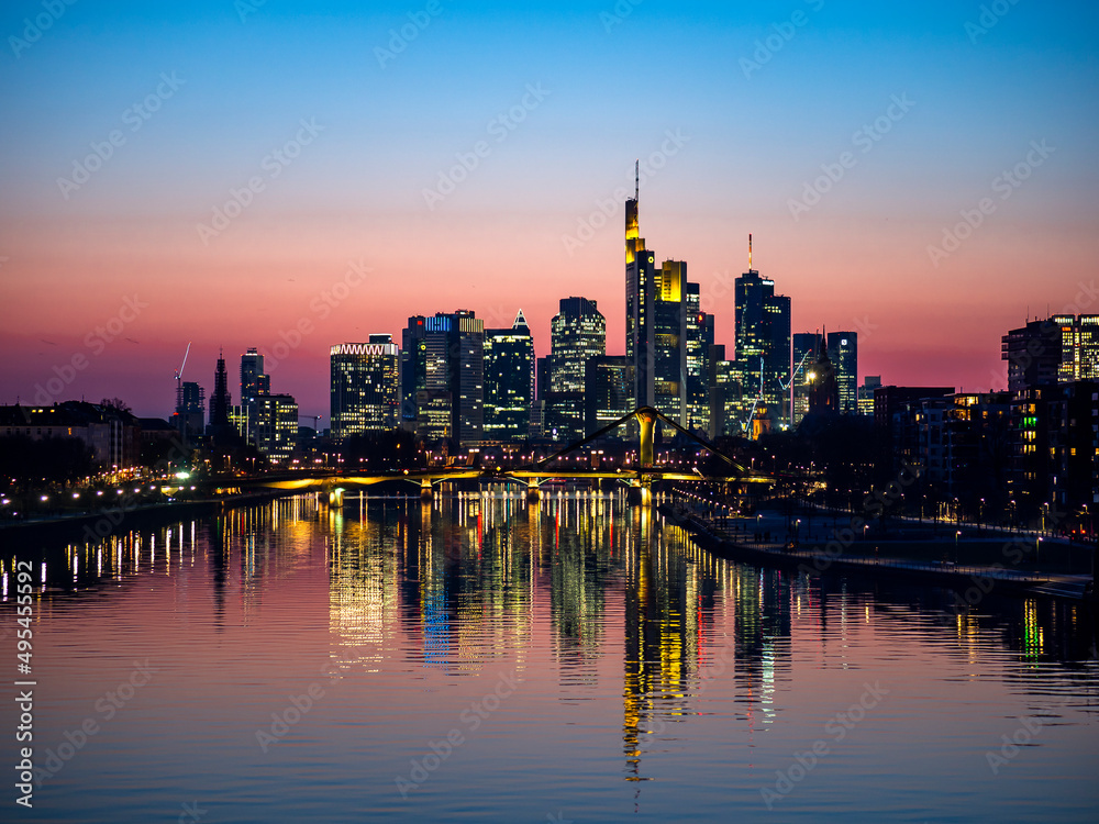 Skyline at sunset, Deutschherrenbrücke, Frankfurt, Hesse, Germany