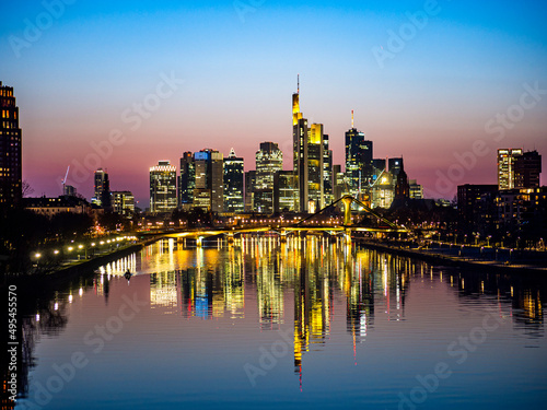 Skyline at sunset, Deutschherrenbrücke, Frankfurt, Hesse, Germany © David Brown