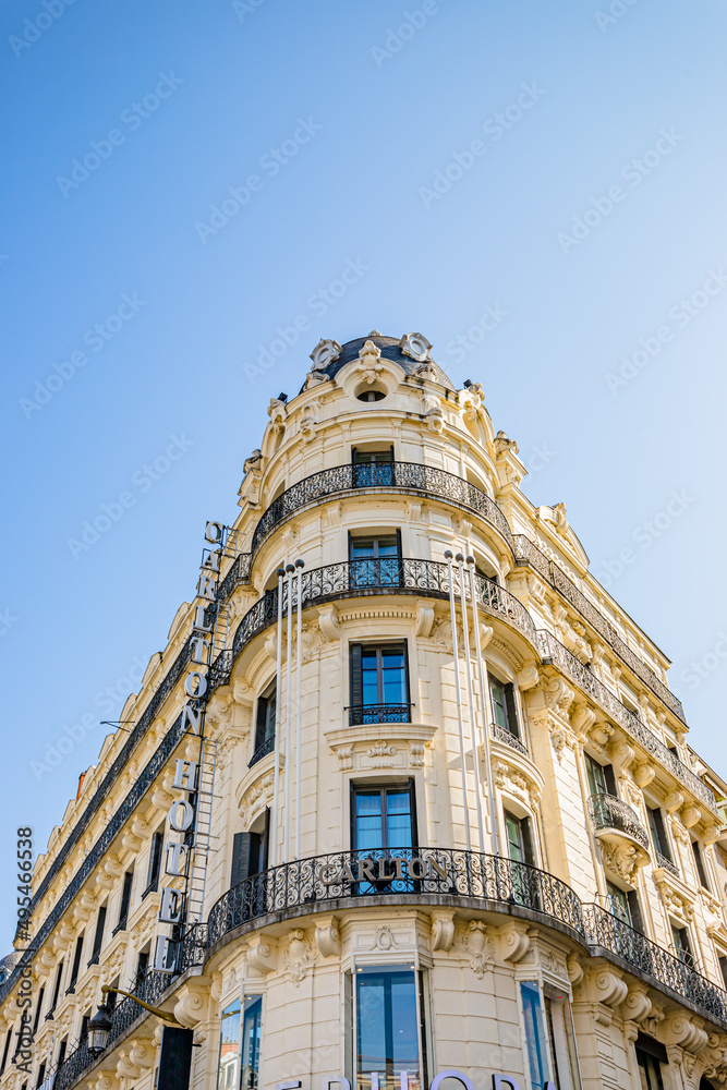 Fototapeta premium Dans les rues de Lyon