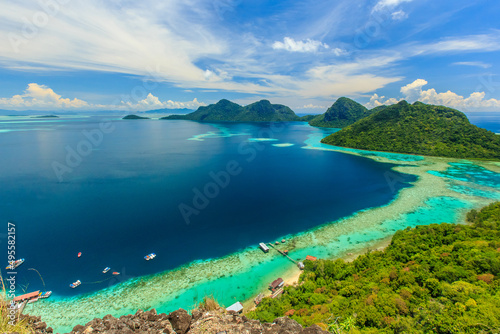 scenic panoramic top view of Bohey Dulang Island Semporna, Sabah. © Yusnizam Yusof