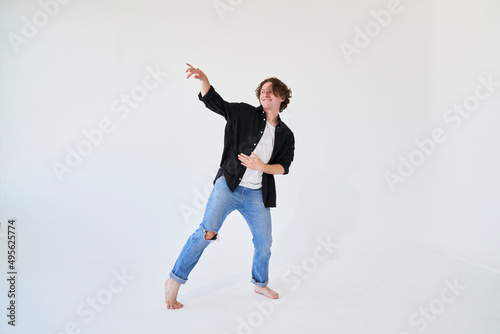 dancing man pointing
