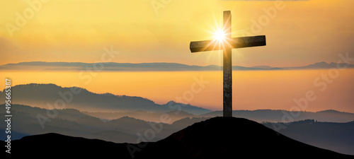Fotografiet crucifixion jesus christ - cross at sunset