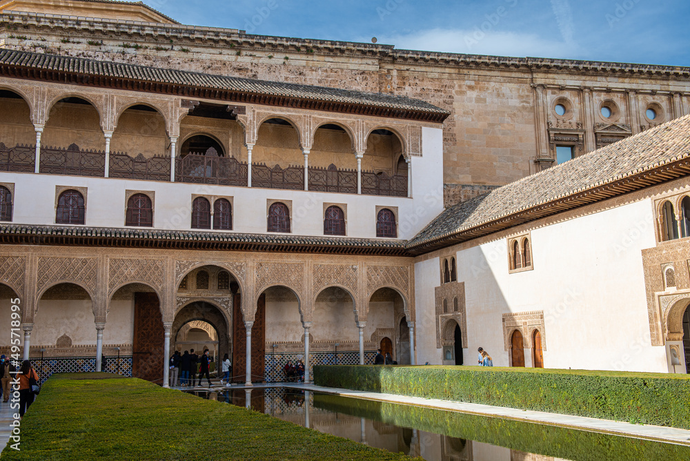 Fototapeta premium Granada from muslim architecture to Renaissence