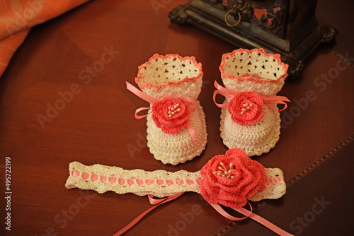 knitted headband, knitted baby booties photo