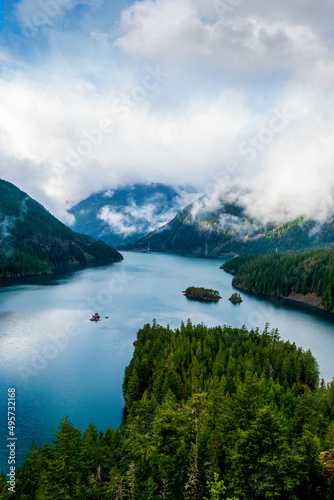 Mountain landscape, lake and mountain Seattle, Washington state, USA. 