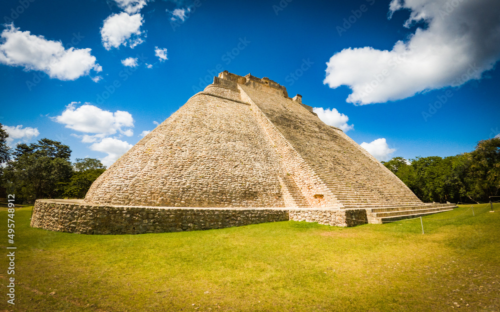 Mayan ruins in méxico. Uxmal. Pyramid Mayan ruins in méxico. Uxmal. Pyramid