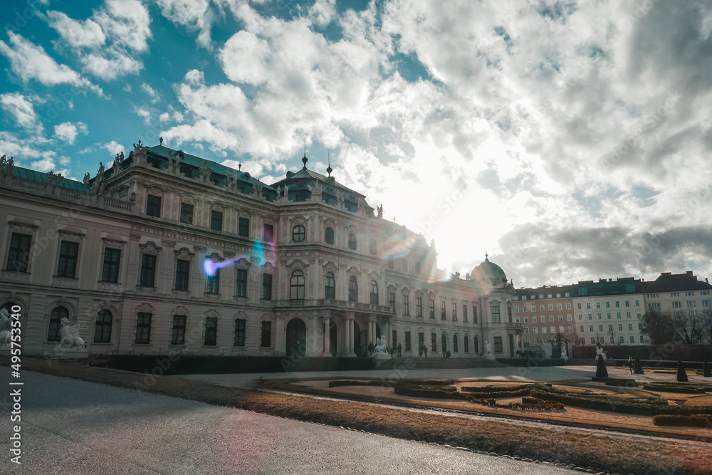 Fototapeta premium Belvedere Art Museum in Vienna. A beautiful landmark in Vienna.