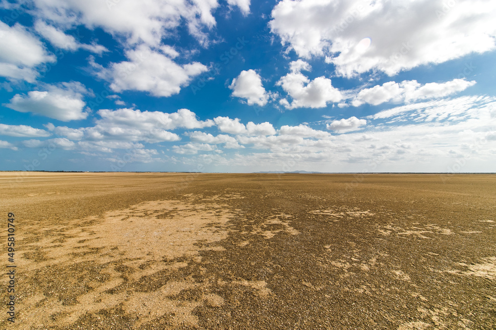Naklejka premium Cloud, desert and blue sky