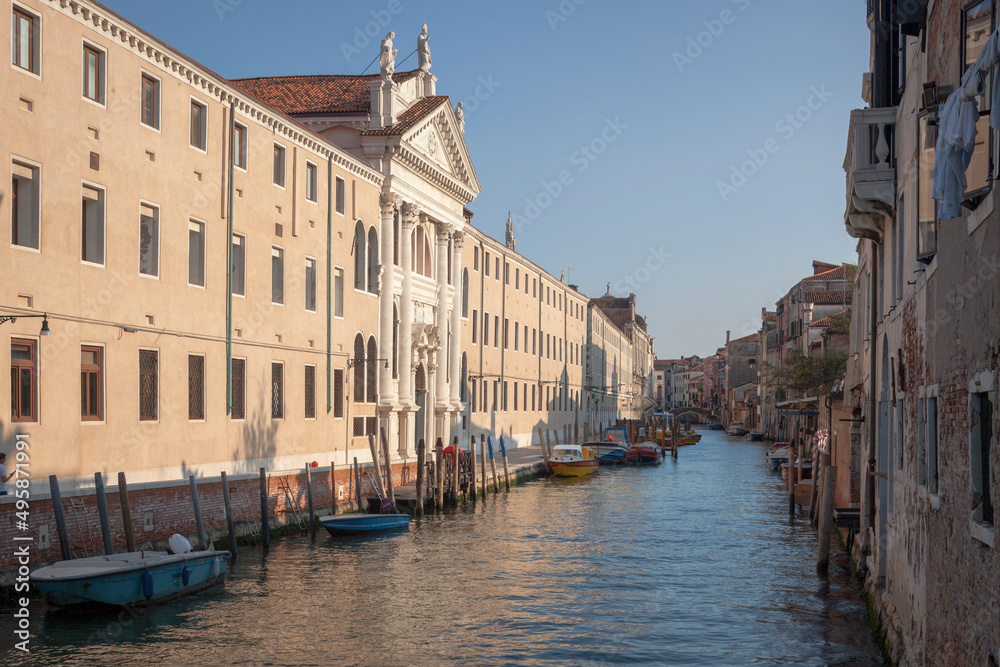 Venezia. Chiesa e Rio di San Lazzaro dei Mendicanti