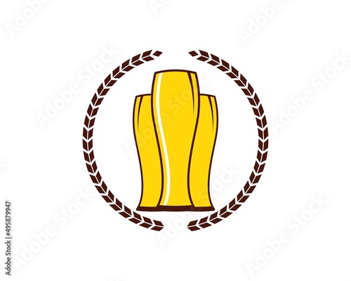 Circular arrow with three beer glass inside