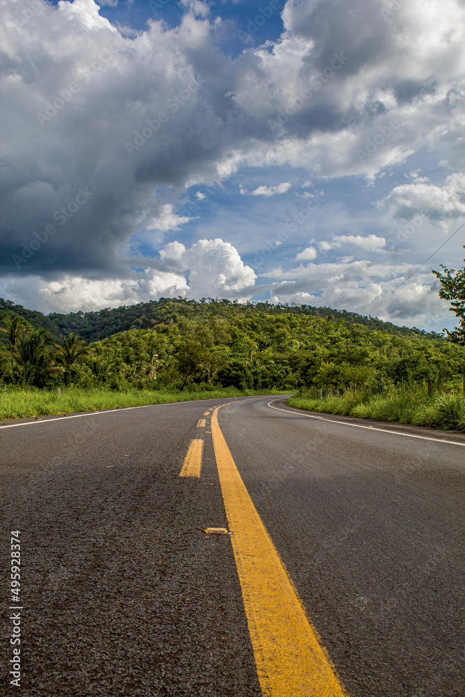 Fototapeta premium road to nowhere