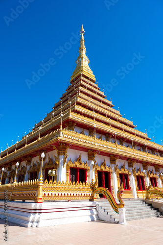 Canvas Print Phra Mahathat Kaen Nakhon bhudda temple golden Stupa at Khon Kaen province, Thailand
