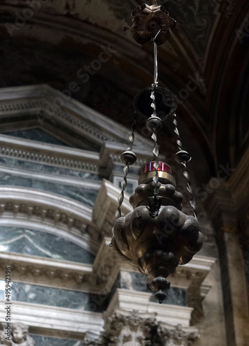 Leuchter in der Chiesa di Santa Maria Assunta detta I Gesuiti in Venedig photo