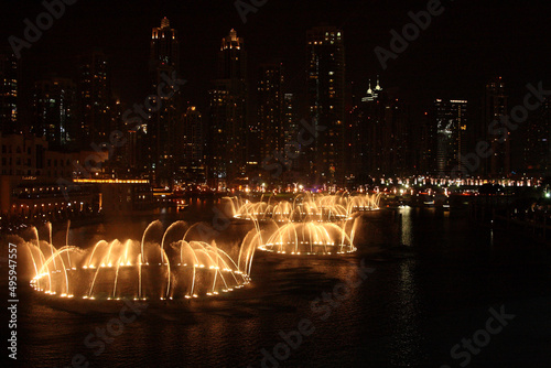 Photography Dubai - Dubai Fountain / Dubai - The Dubai Fountain /.