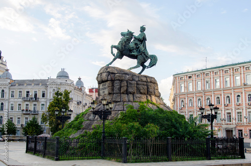 monument to Bogdan Khmelnitsky, famous ukrainian hero for independance
