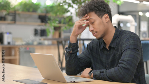 African American Man Reacting to Online Loss