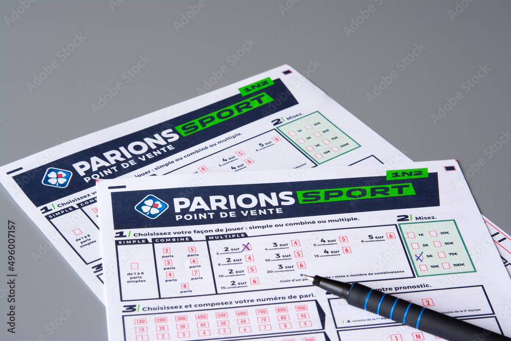 Parions Sport. Loto Foot. Bulletins de la Française des jeux. Stock