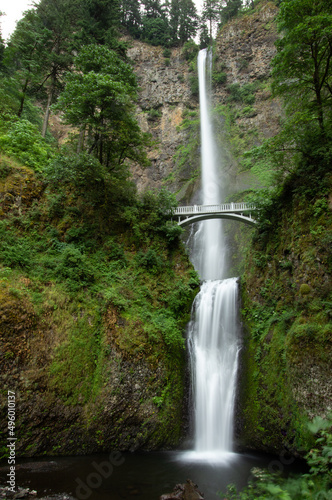 multnomah falls
