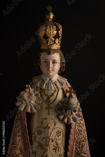 Fototapeta statue of the Child Jesus holding a globus cruciger of Spanish origin