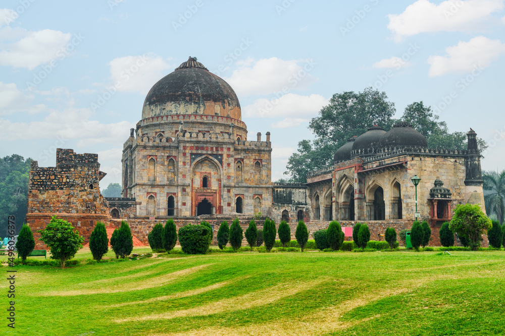 Awesome view of Bara Gumbad at Lodi Gardens, Delhi, India