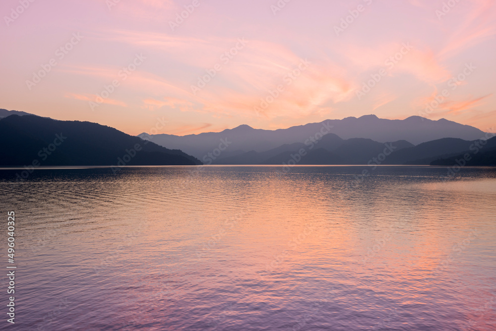 中禅寺湖の夕景