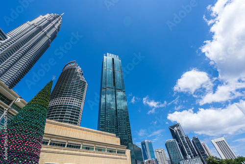Canvas Print modern office building in kuala lumpur