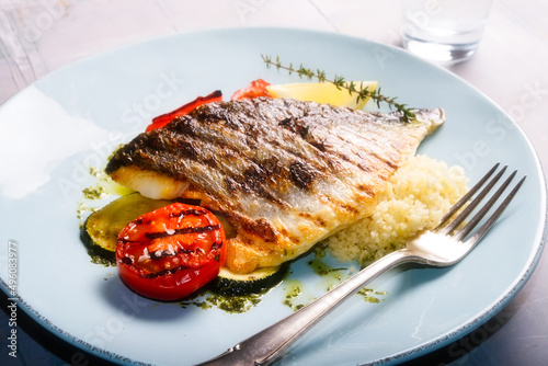 Grilled Sea ​​bream fillet with vegetables