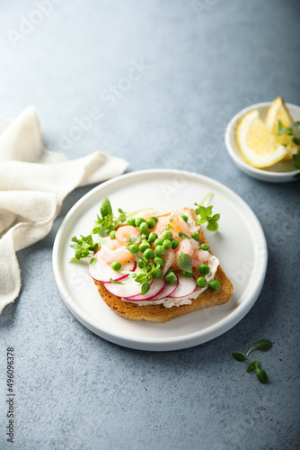 Shrimp toast with cream cheese, radish and green pea