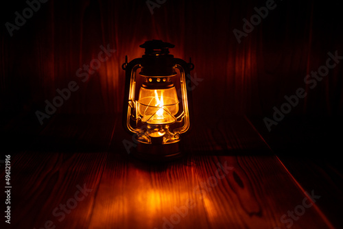 ランタンの明かり © 歌うカメラマン