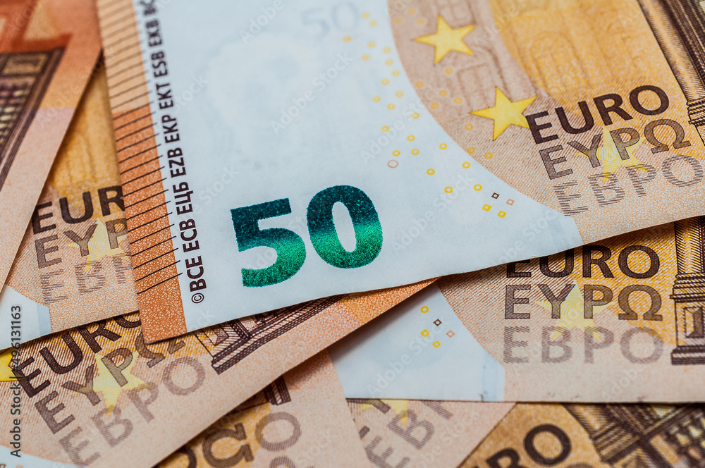 Finanzen - Einkommen - Altersvorsorge - Fördermittel - 50 Eurogeldscheine Finanzen - Einkommen - Altersvorsorge - Fördermittel - 50 Eurogeldscheine