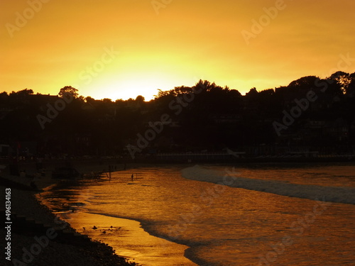 Fototapeta Naklejka Na Ścianę i Meble -  sunset over the river