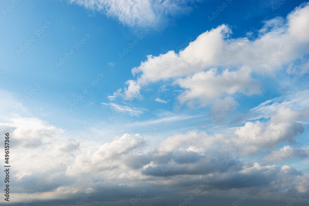 Obraz premium Cumulonimbus in the blue sky