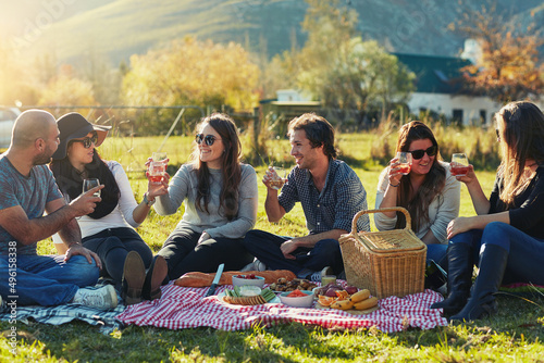 Vászonkép The perfect setting for a picnic
